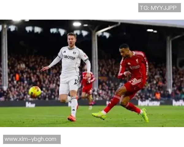 英超激战：那不勒斯逆转皇马补时绝杀引爆全场激情时刻