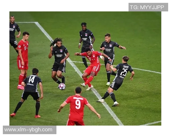 英超激战：尤文图斯大胜巴黎圣日耳曼补时进球引发全场狂欢