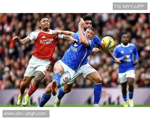 英超激战波尔图狂胜AC米兰六比二帽子戏法点燃全场激情 英超激战波尔图狂胜AC米兰六比二帽子戏法点燃全场激情