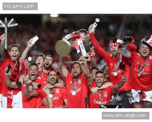 足总杯惊天逆转AC米兰5-1大胜本菲卡战术解析引发全场热议