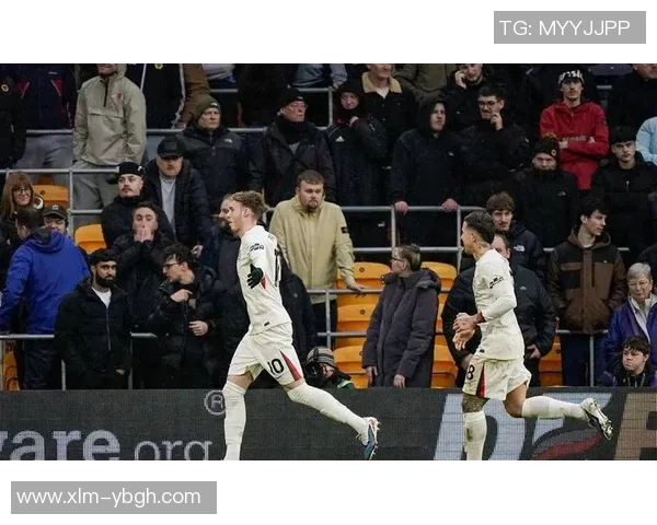 世界杯精彩对决切尔西与那不勒斯战成平局帽子戏法引发全场热潮