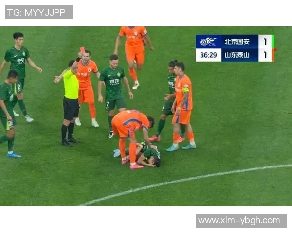 中超热战曼联狂胜多特蒙德引发争议判罚全场沸腾